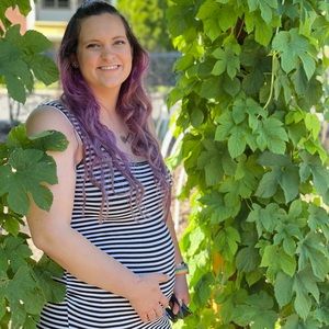 Meet your Posher, Taya